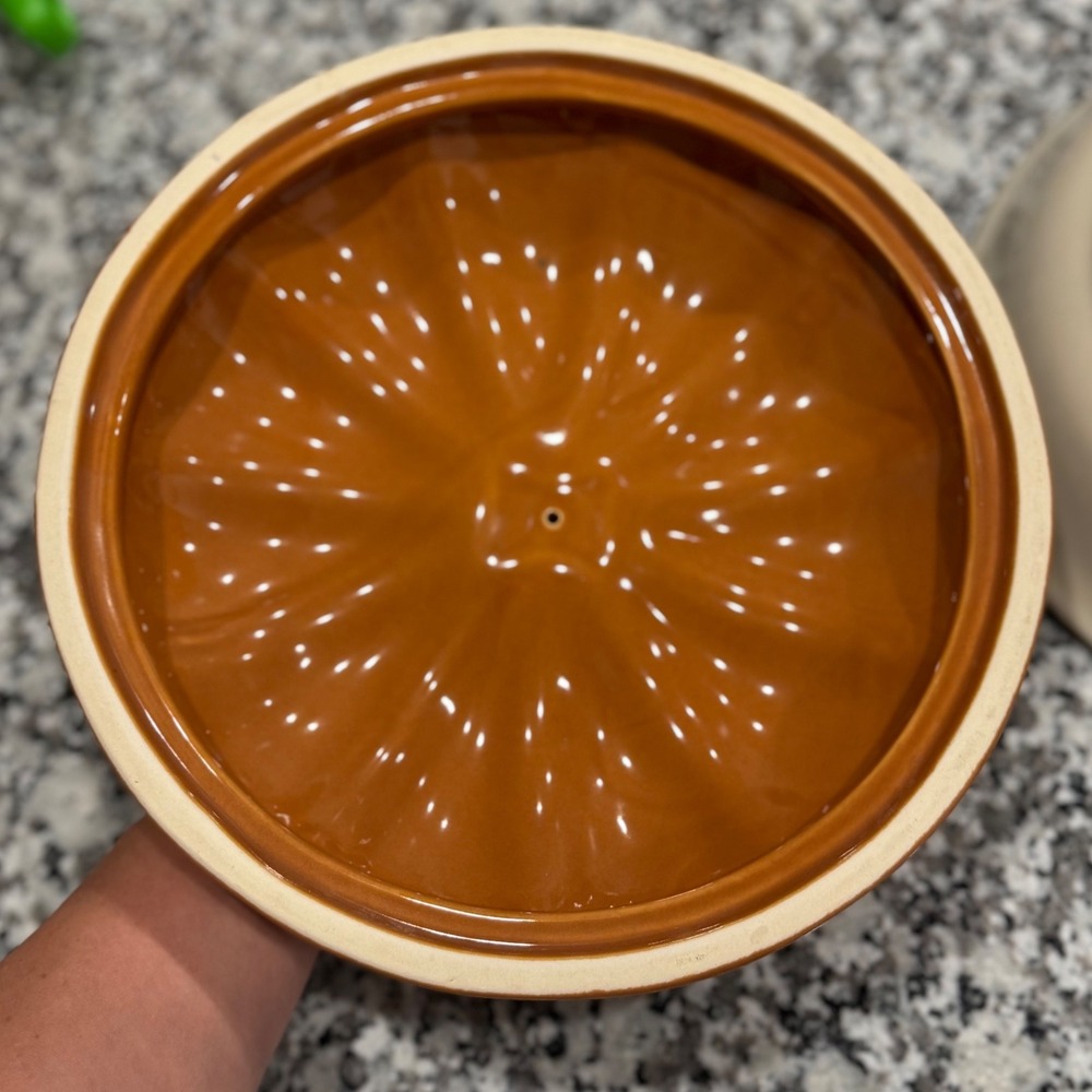 Cindy Crawford Style Pumpkin Pie Serving Dish - Oven, Dishwasher, Microwave Safe - Picture 6 of 6